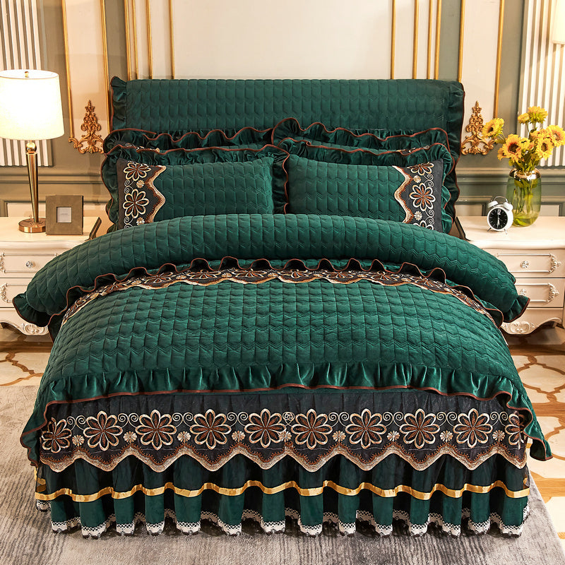 HKM-039635 Crystal Velvet Quilted Four-Piece Duvet Cover and Bed Skirt Set