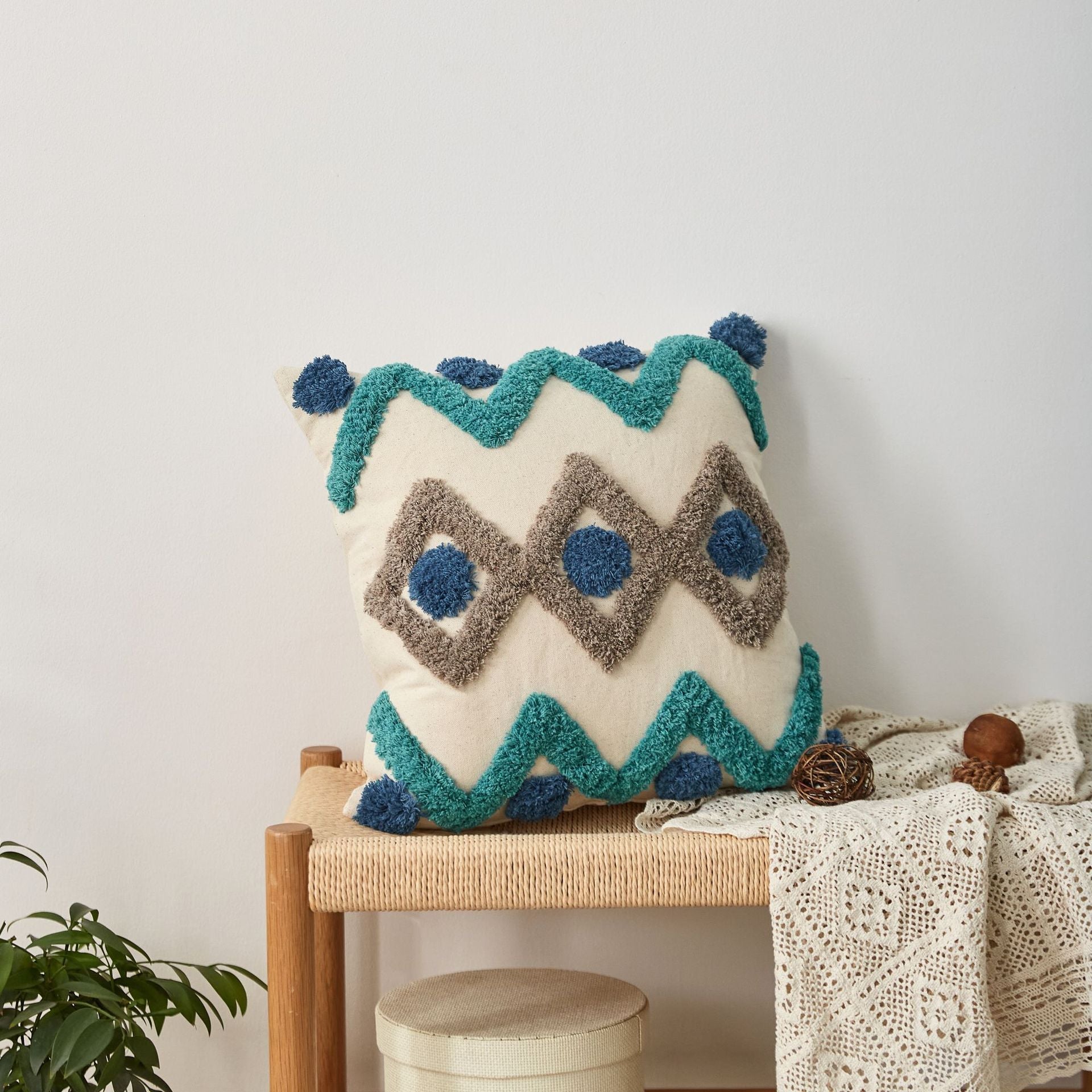 HKM-042067 Tufted Retro Style Cotton Cushion with Tassels and Stripes for Sofa and Bed