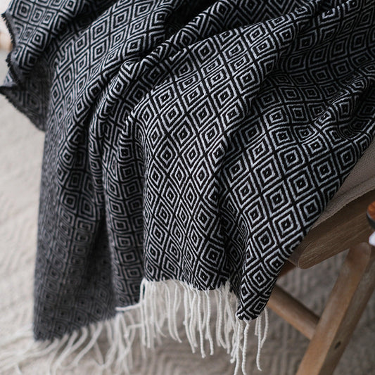 HKM-045075 Nordic Style Geometric Woven Sofa Blanket in Black - 127 x 170 CM Acrylic Material
