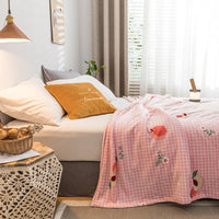 HKM-048531 Peach Pattern Flannel Thermal Blanket for Cozy Comfort