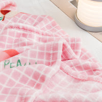 HKM-048531 Peach Pattern Flannel Thermal Blanket for Cozy Comfort
