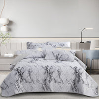HKM-048531 Quilted Three-Piece Bedspread Set with Floral and Plant Design - 229x229cm