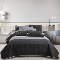 HKM-048531 Quilted Three-Piece Bedspread Set with Floral and Plant Design - 229x229cm