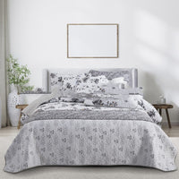 HKM-048531 Quilted Three-Piece Bedspread Set with Floral and Plant Design - 229x229cm