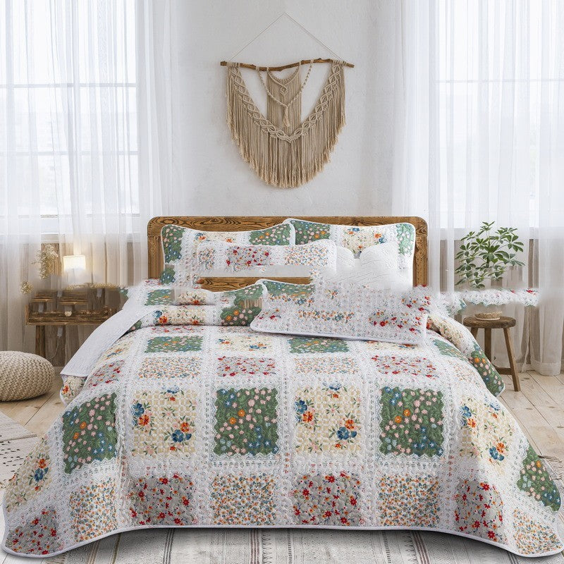HKM-048531 Quilted Three-Piece Bedspread Set with Floral and Plant Design - 229x229cm