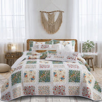 HKM-048531 Quilted Three-Piece Bedspread Set with Floral and Plant Design - 229x229cm