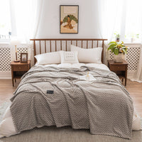 HKM-048851 Milk Velvet Thickened Yarn-Dyed Striped Flannel Blanket for Autumn and Winter