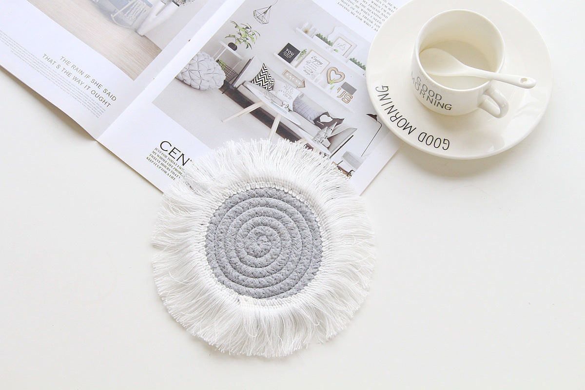 HKM-049363 Tassel Insulation Table Mat - Stylish Heat-Resistant Cushion, 19.5cm Size