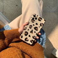 HKM-057683 Oil Painting Leopard Print Phone Case for Apple and Huawei, Flexible Back Cover, Korean Style Design