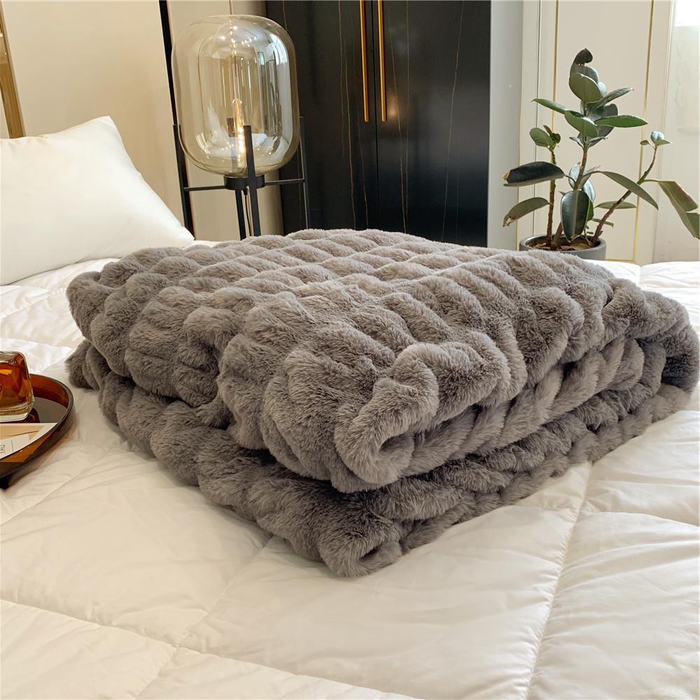 HKM-057747 Cozy Faux Fur Fleece Blanket for All Seasons in Bubble Rabbit Design