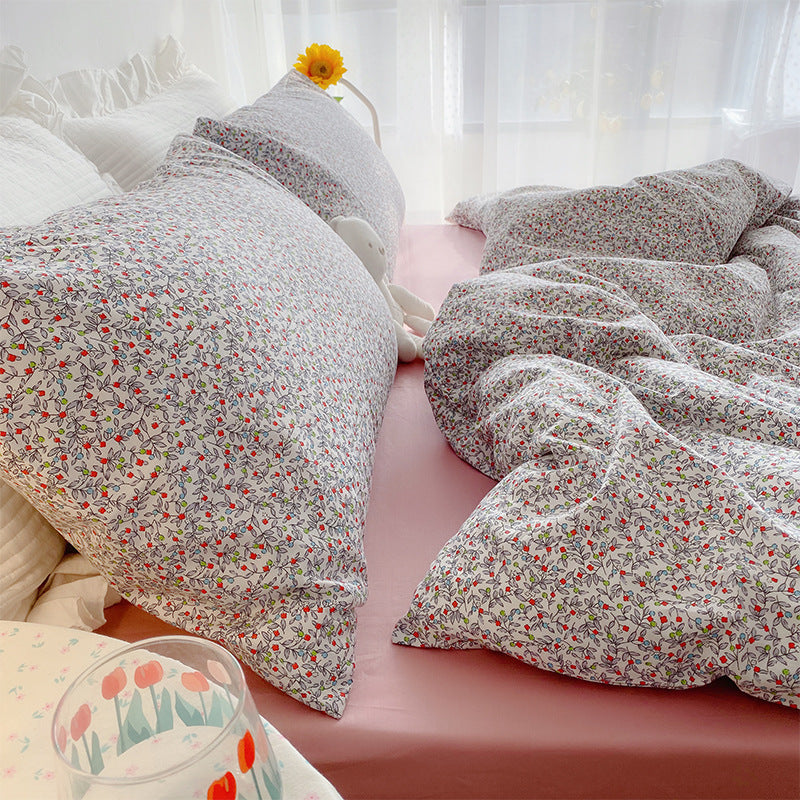 HKM-058579 Floral Print Cotton Bedding Set in Various Sizes with Pillowcases and Quilt Covers