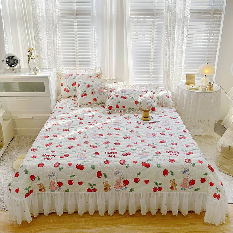 HKM-060051 Three-Piece Floral Cotton Lace Embroidery Quilted Bed Cover Set