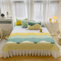 HKM-060051 Three-Piece Floral Cotton Lace Embroidery Quilted Bed Cover Set