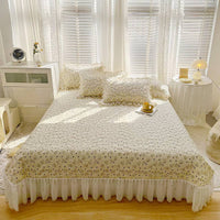 HKM-060051 Three-Piece Floral Cotton Lace Embroidery Quilted Bed Cover Set