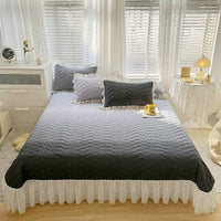 HKM-060051 Three-Piece Floral Cotton Lace Embroidery Quilted Bed Cover Set