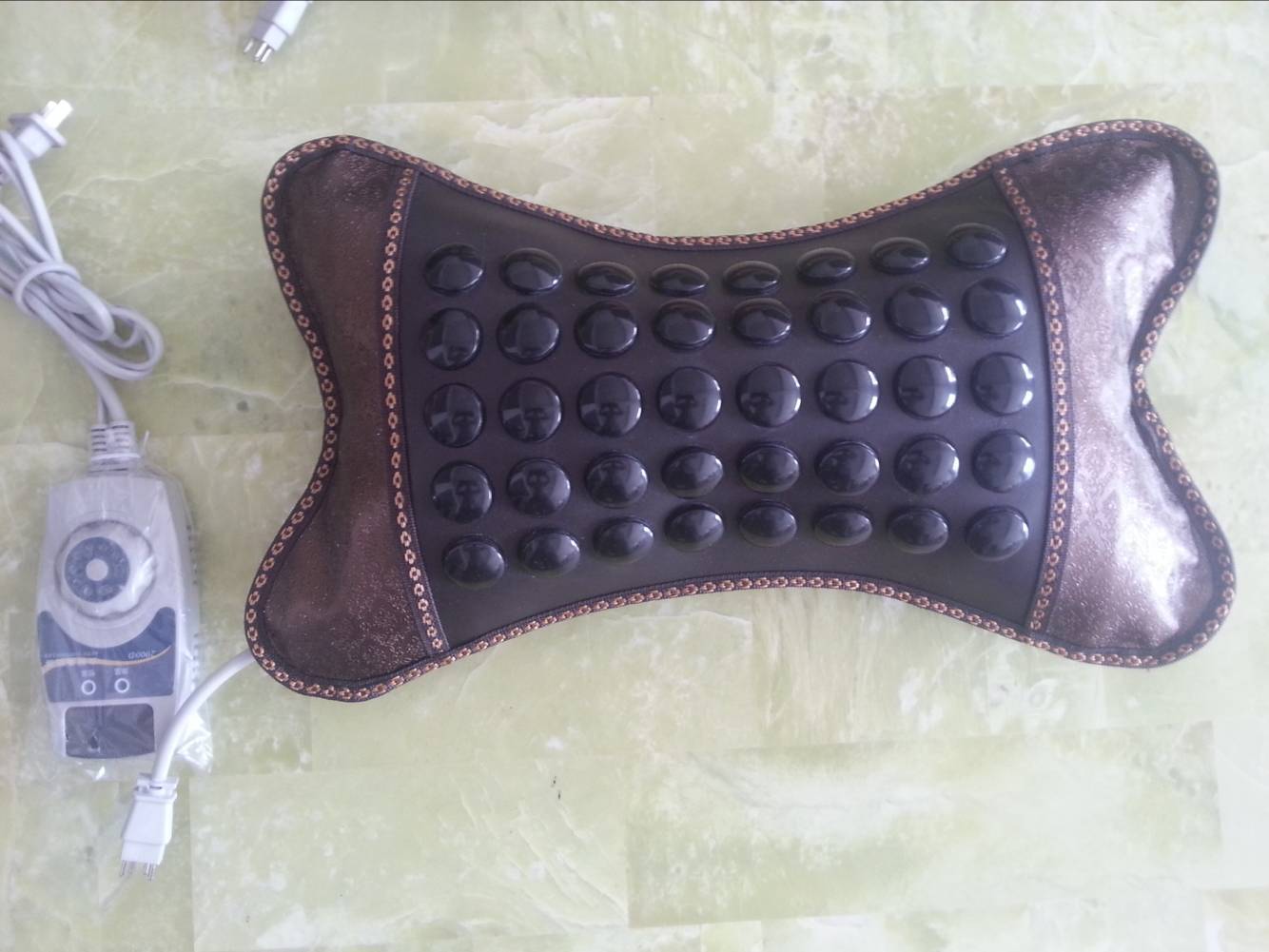 HKM-061011 Natural Jade Heating Pillow for Cervical Support and Physiotherapy