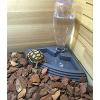 HKM-063059 Fan-Shaped Reptile Feeding Tray with Automatic Water Fountain - Food Grade ABS