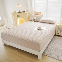 HKM-067795 Quilted Waterproof Fitted Sheet and Duvet Cover Set with Pillowcases - Available in Multiple Sizes