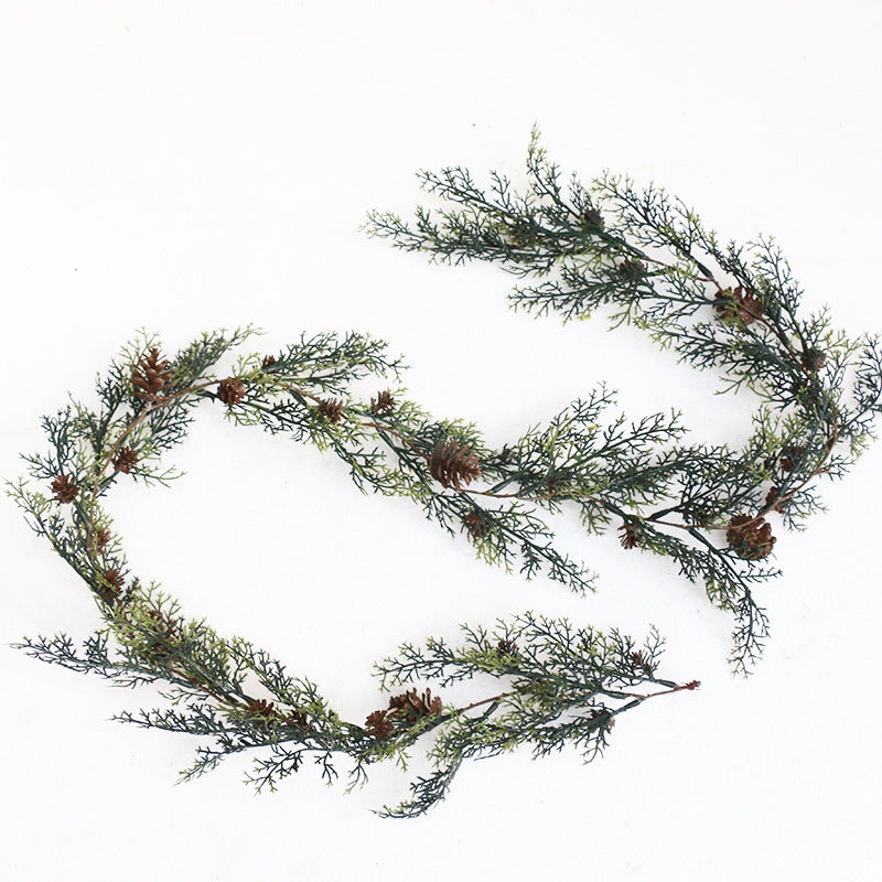 HKM-069075 Creative Snowflake Pine Branch Decoration with Red Fruit Ornaments