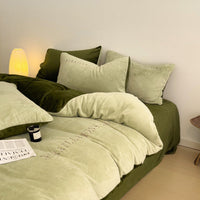 HKM-070099 Winter Coral Fleece Duvet Cover Set with Velvet Flannel Bed Sheet - Four-Piece Bedding Set for Various Bed Sizes
