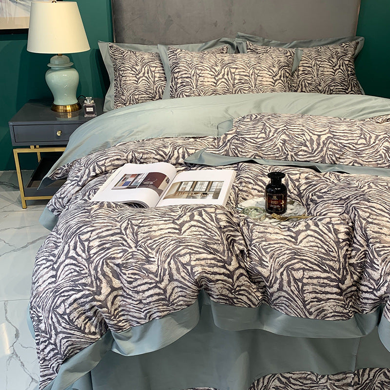 HKM-071251 Long-Staple Cotton Digital Printed Bedding Set - Four Pieces in Pink Floral Design