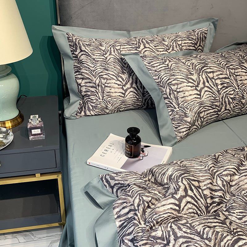 HKM-071251 Long-Staple Cotton Digital Printed Bedding Set - Four Pieces in Pink Floral Design
