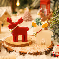 HKM-071379 Christmas Elk Animal-Shaped Aromatherapy Candle in Red and Coffee Colors