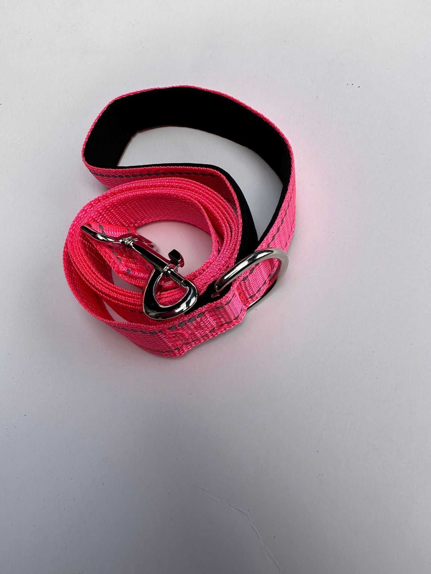 HKM-071891 Reflective Dog Leash with Comfortable Hand Grip - Available in Multiple Colors