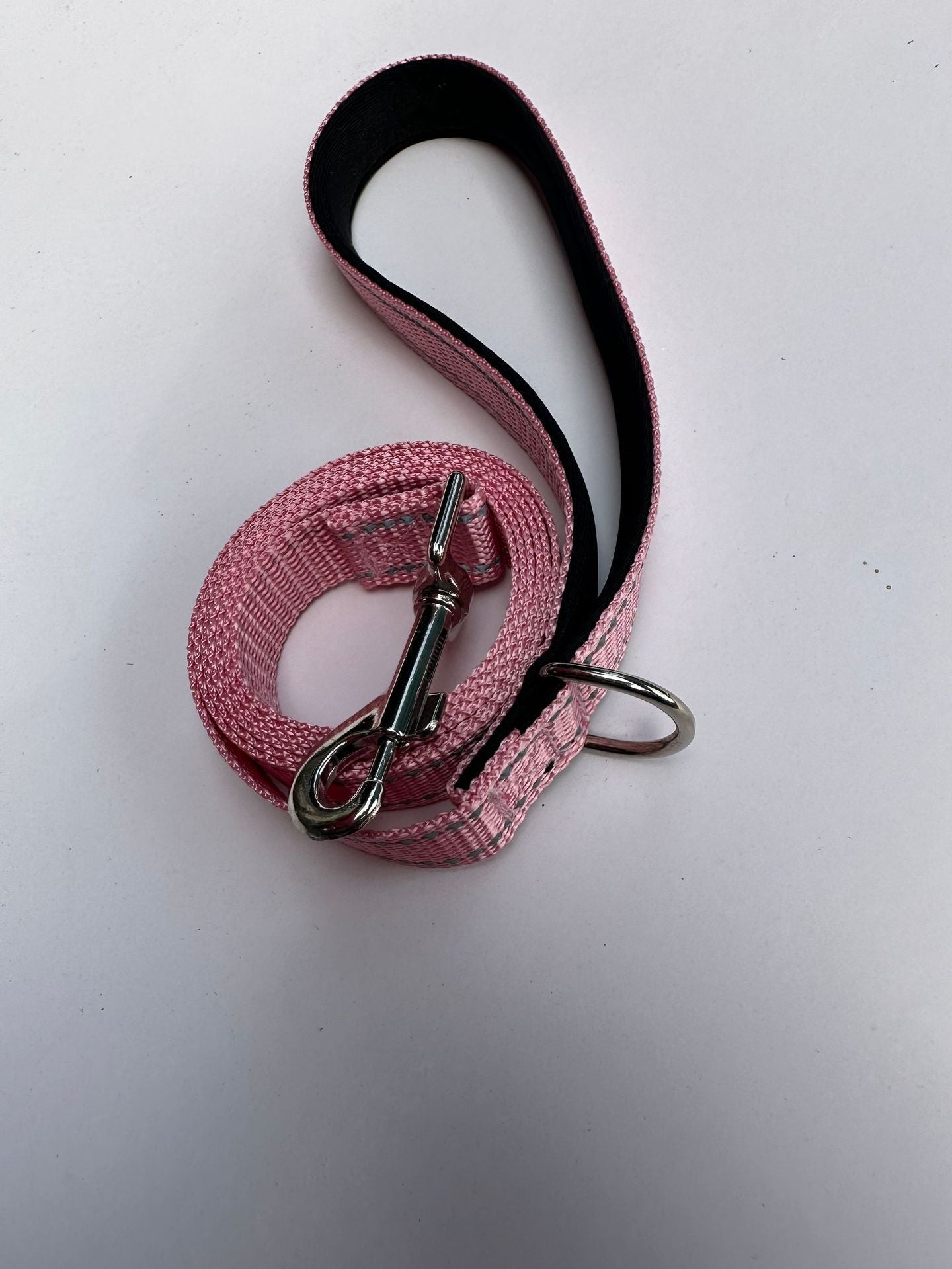 HKM-071891 Reflective Dog Leash with Comfortable Hand Grip - Available in Multiple Colors