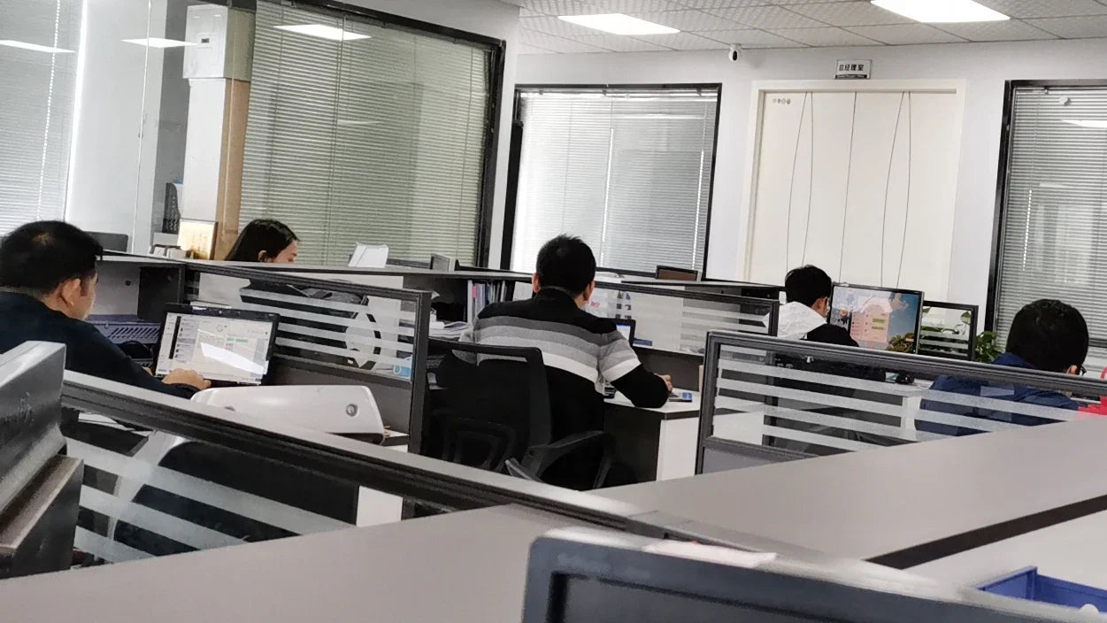 KTX-072595 Elegant Outdoor BBQ Grill and Fire Pit in Black Metal with Powder Coating - Versatile Charcoal and Gas Options