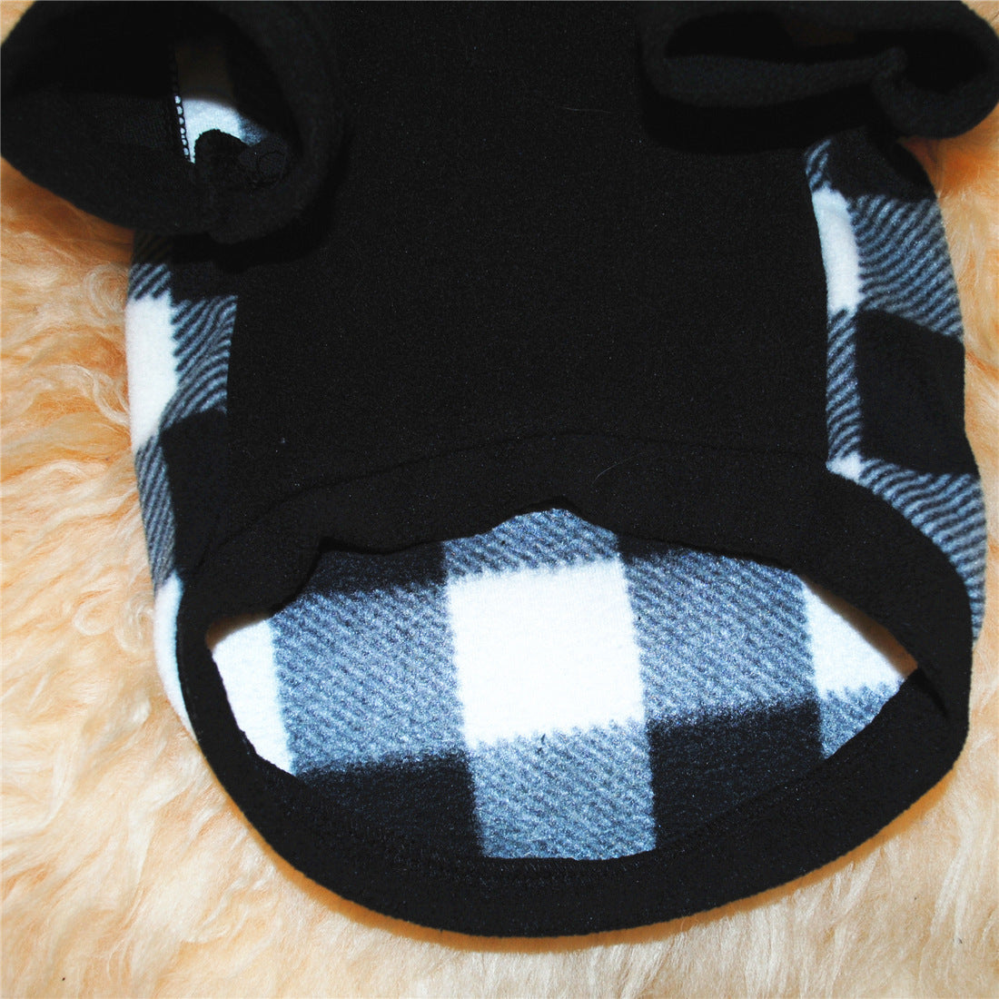 HKM-074963 Hooded Fleece Dog Sweater in Black and White Grid Pattern – Sizes XS to XL