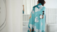 HKM-076691 Japanese Cartoon Cat Flannel Air Conditioner Blanket - Mint Hot Spring Design, 150cm x 100cm