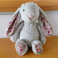 HKM-082131 Kawaii Plush Easter Rabbit Doll - Fluffy Bunny with Long Ears, Perfect for Kids and Gifts