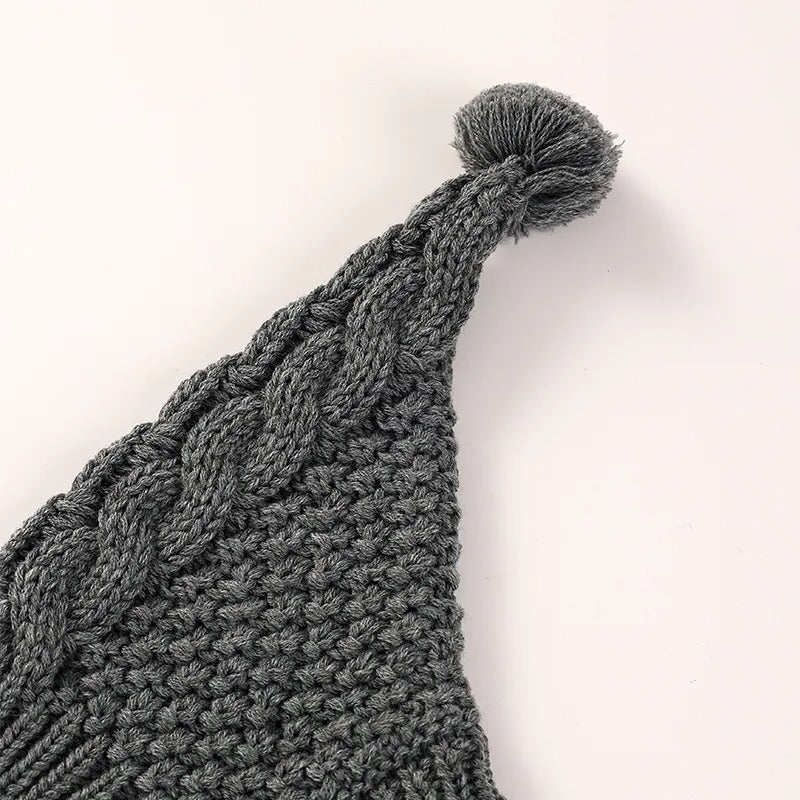 HKM-083027 Soft Knitted Warm Woolen Hat for Pets - Perfect for Cold Weather Photos and Gifts