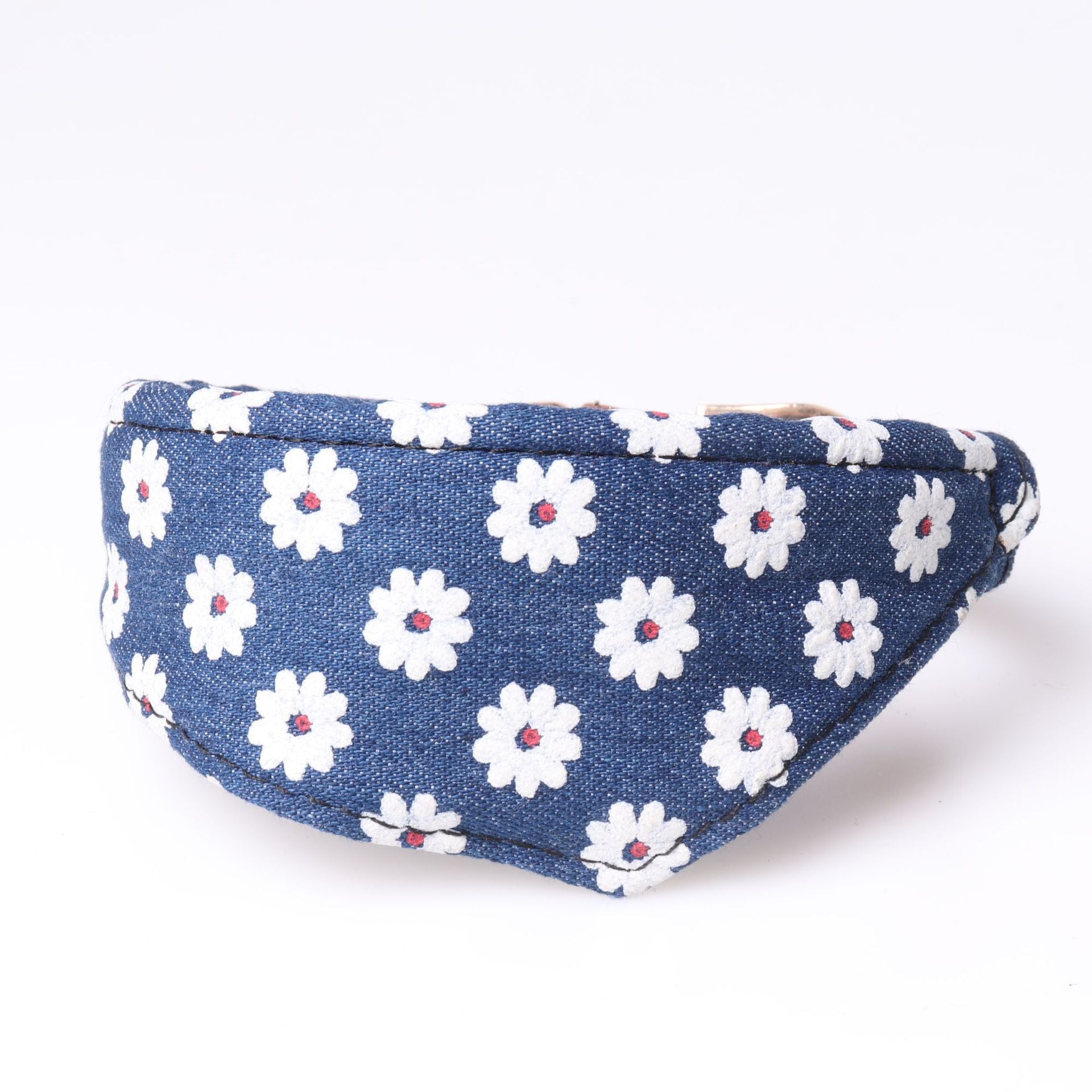 HKM-092051 Collar Bib 2 Set