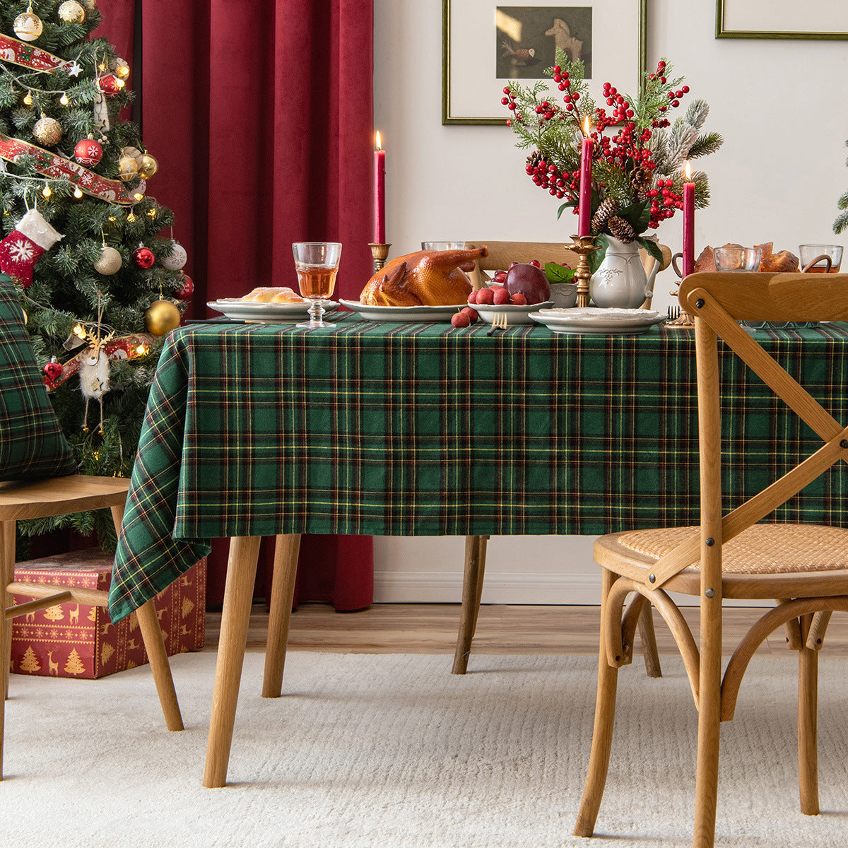 HKM-093267 Lattice Snowflake Polyester Tablecloth for Holiday Decor, Multiple Sizes Available