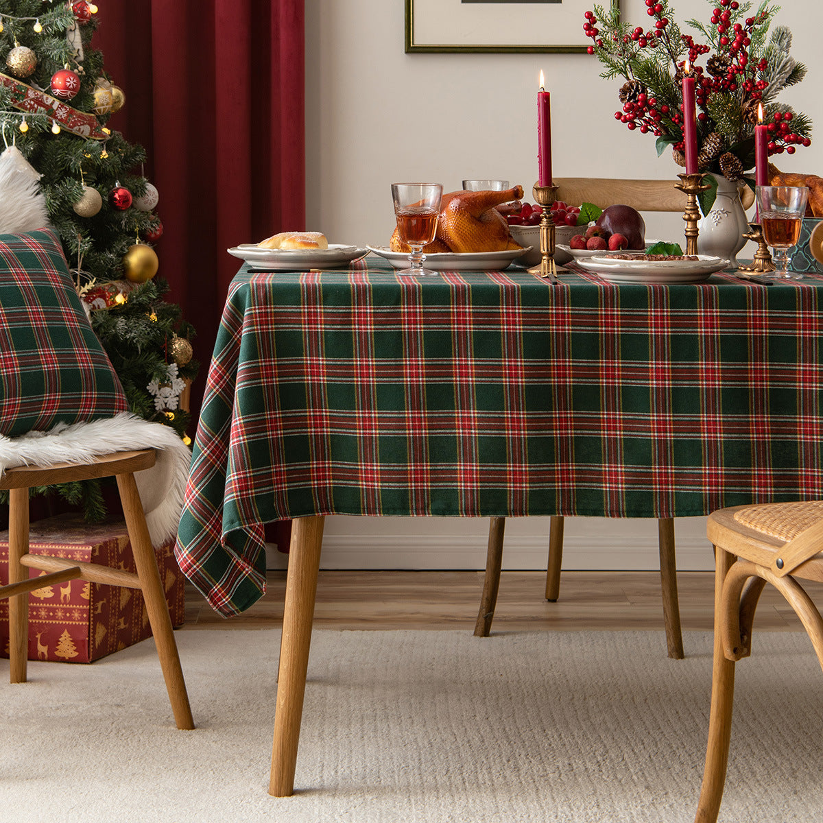 HKM-093267 Lattice Snowflake Polyester Tablecloth for Holiday Decor, Multiple Sizes Available