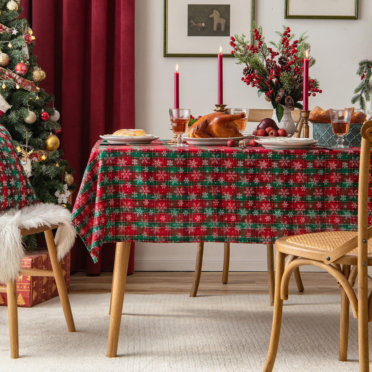 HKM-093267 Lattice Snowflake Polyester Tablecloth for Holiday Decor, Multiple Sizes Available