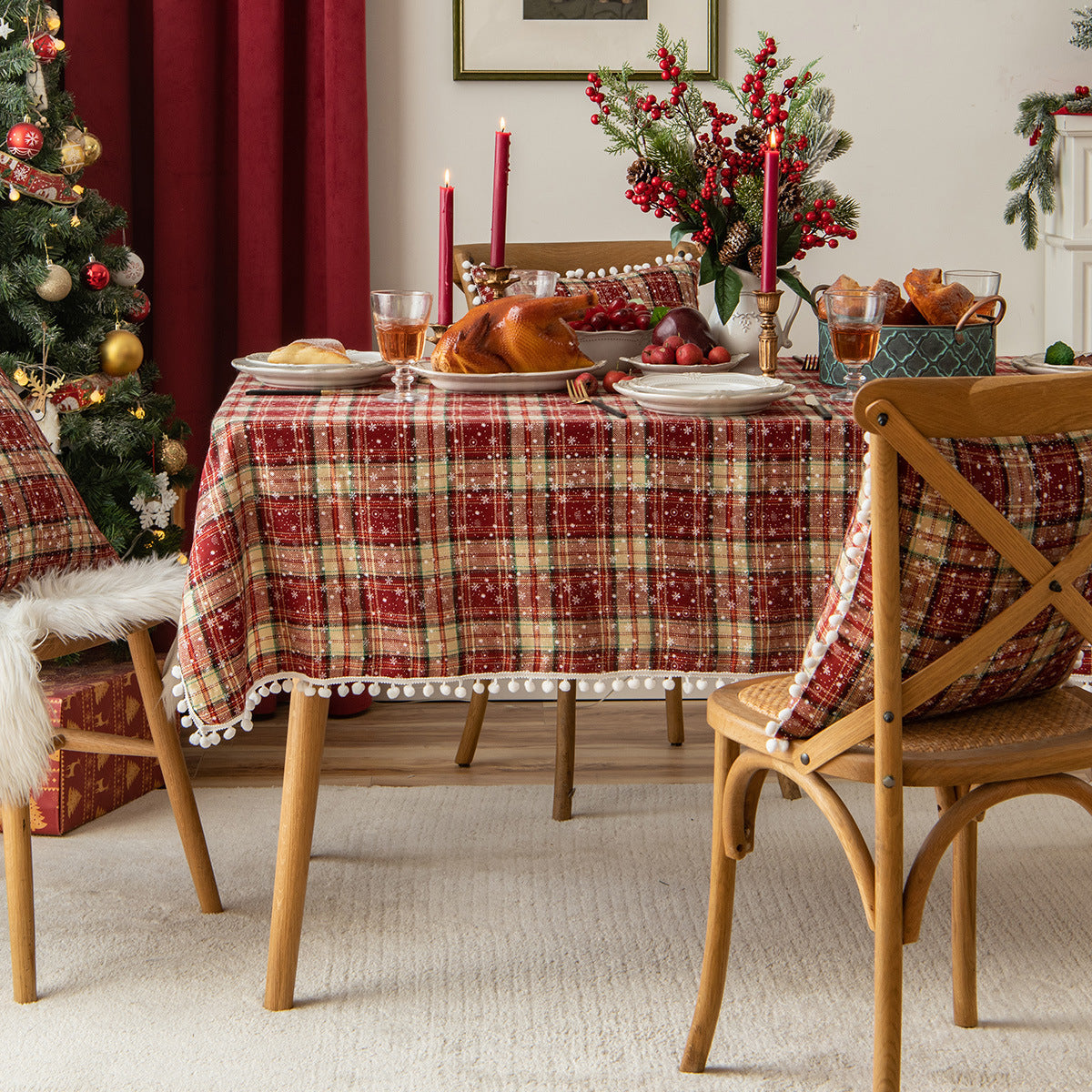 HKM-093267 Lattice Snowflake Polyester Tablecloth for Holiday Decor, Multiple Sizes Available
