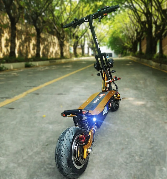 HKM-096147 Powerful 5000W Dual Motor Electric Scooter, 80km/h Max Speed, 60V Battery, 11-inch Tires, Foldable Design