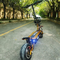HKM-096147 Powerful 5000W Dual Motor Electric Scooter, 80km/h Max Speed, 60V Battery, 11-inch Tires, Foldable Design