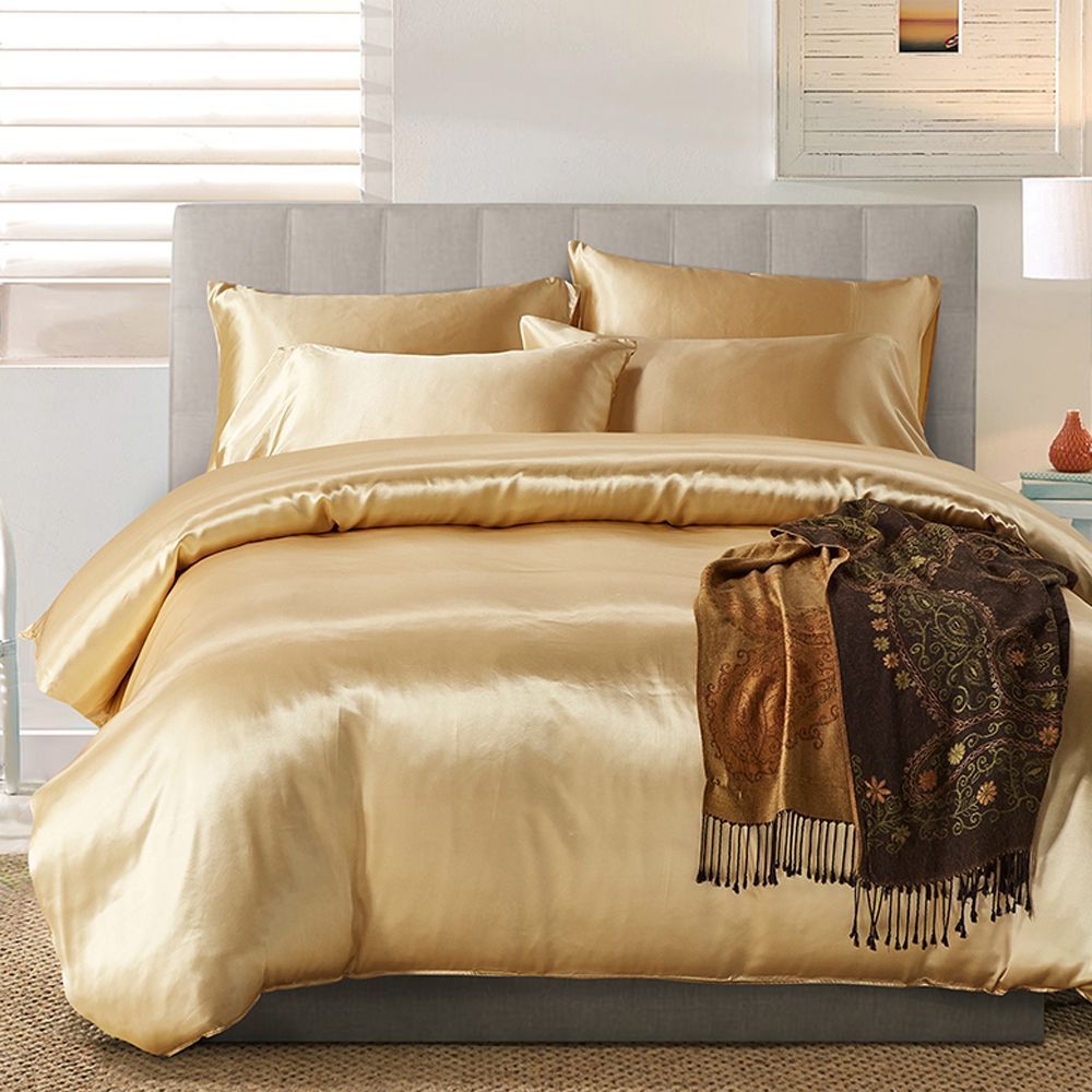 HKM-097875 Solid Color Luxury Satin 3-Piece Bedding Set – Soft & Breathable Polyester Duvet Cover with Pillowcase