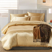 HKM-097875 Solid Color Luxury Satin 3-Piece Bedding Set – Soft & Breathable Polyester Duvet Cover with Pillowcase