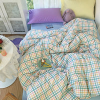 HKM-097939 Heart-Patterned Four-Piece Bedding Set in Mix and Match Colors