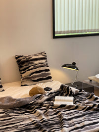 HKM-099411 Tie-Dyed Zebra Stripes Nap Blanket - Black and Beige, Modern Polyester Fiber, 150x200 cm & 100x150 cm Options