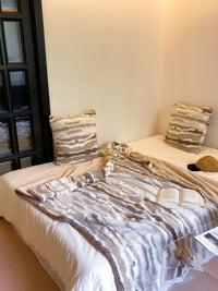 HKM-099411 Tie-Dyed Zebra Stripes Nap Blanket - Black and Beige, Modern Polyester Fiber, 150x200 cm & 100x150 cm Options