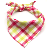 HKM-103699 Cotton Triangle Scarf for Pets in Various Plaid Patterns and Colors