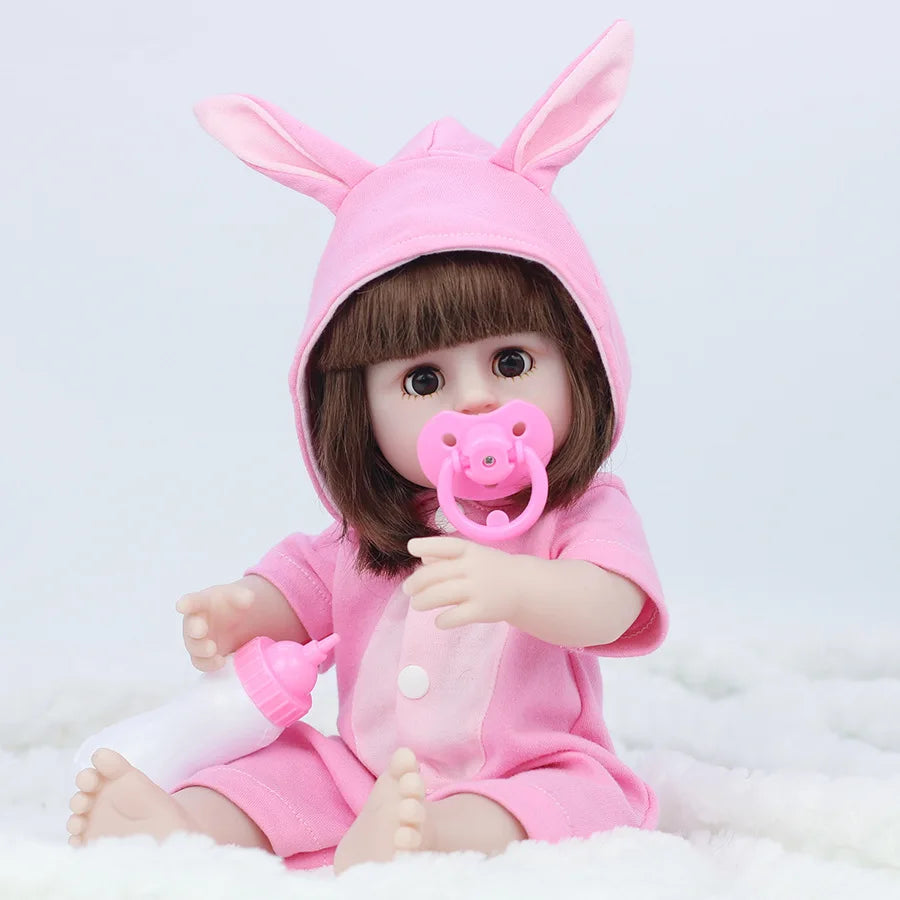 HKM-105683 Full Silicone Reborn Baby Doll with Pacifier - Lifelike Play Toy for Children, 38cm
