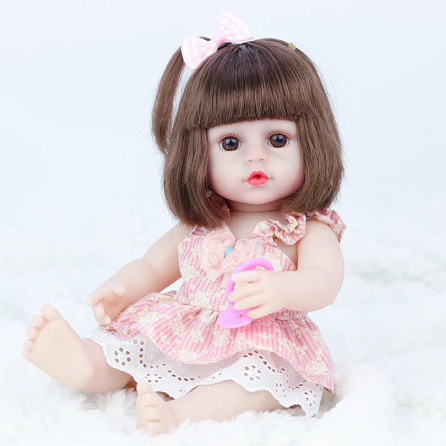 HKM-105683 Full Silicone Reborn Baby Doll with Pacifier - Lifelike Play Toy for Children, 38cm