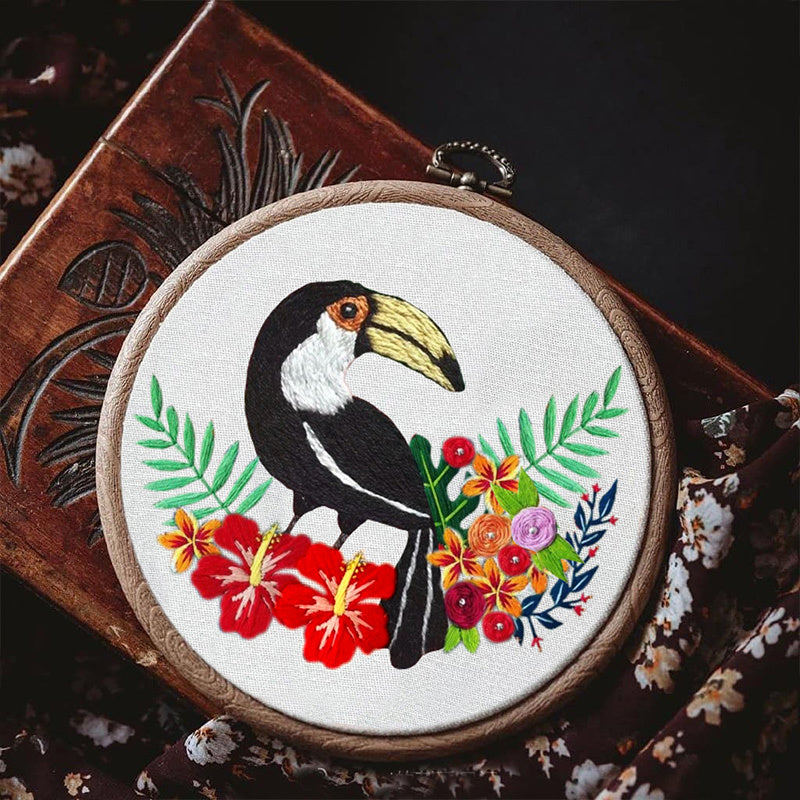 HKM-106003 Creative Three-Dimensional European Embroidery Material Package - Parrot and Flower Designs, Includes 20cm Bamboo Stretched Canvas